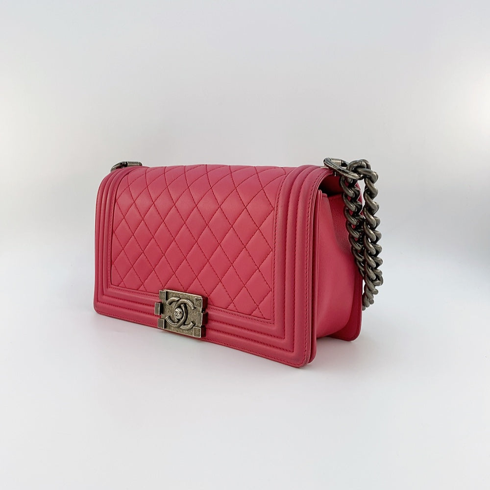 Chanel Boy Lambskin Old Medium in Pink