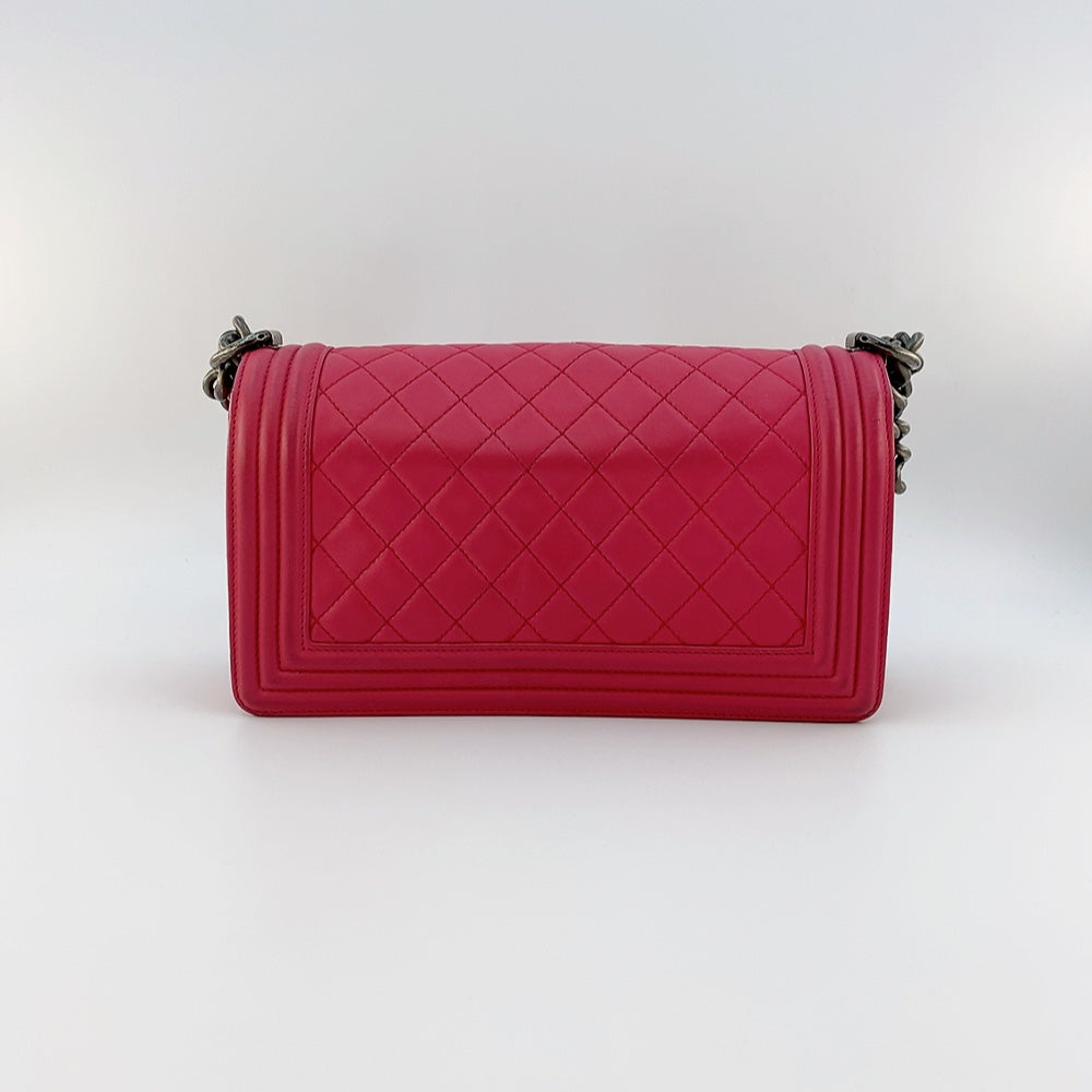 Chanel Boy Lambskin Old Medium in Pink