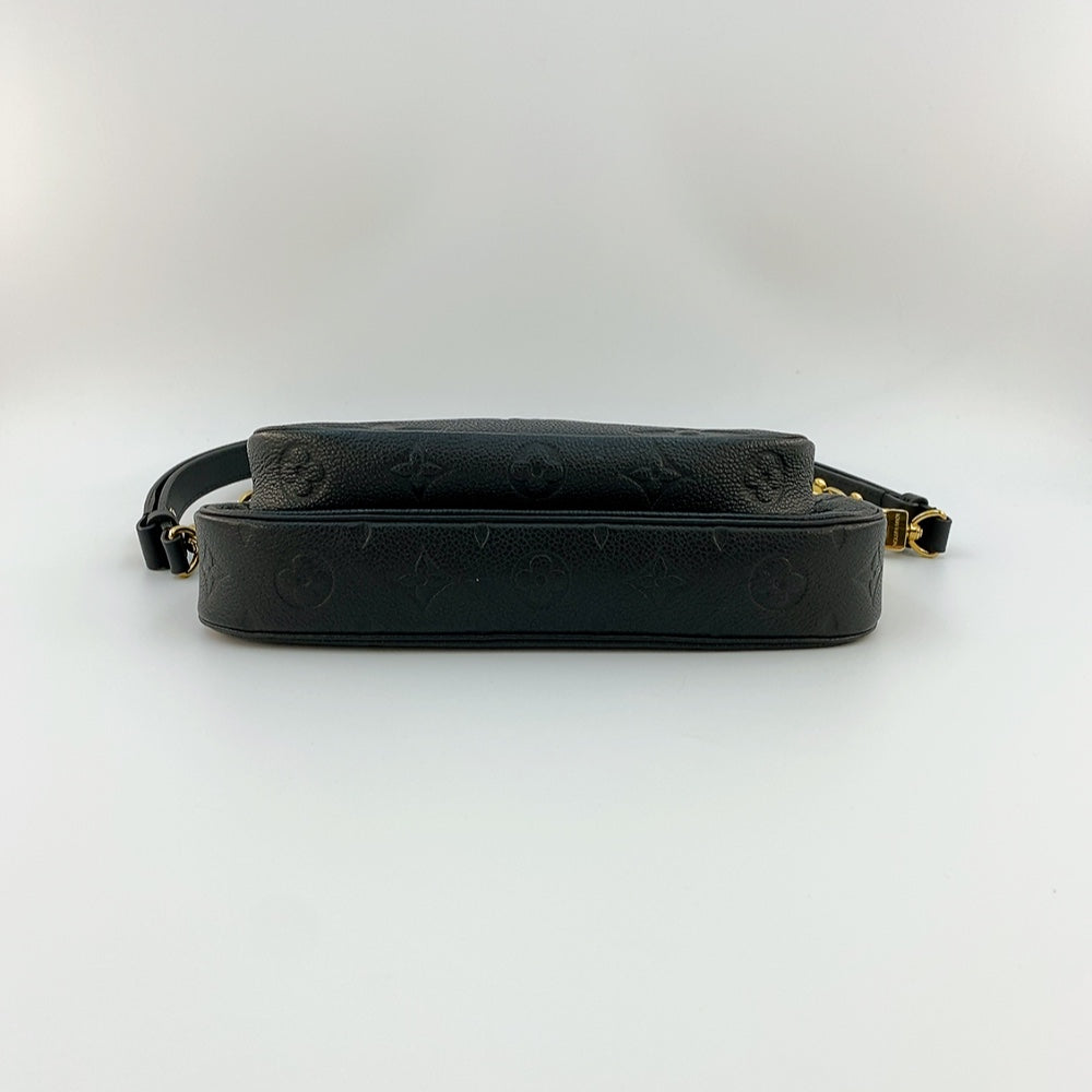 LV Multi Pochette in black