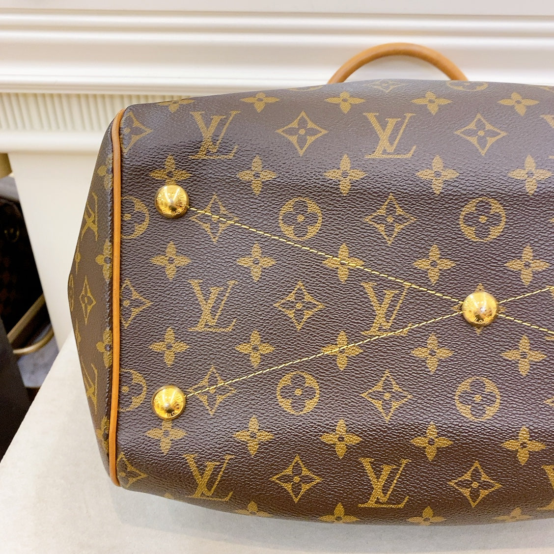 LV Monogram Tivoli GM