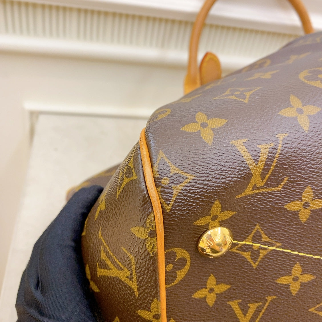 LV Monogram Tivoli GM