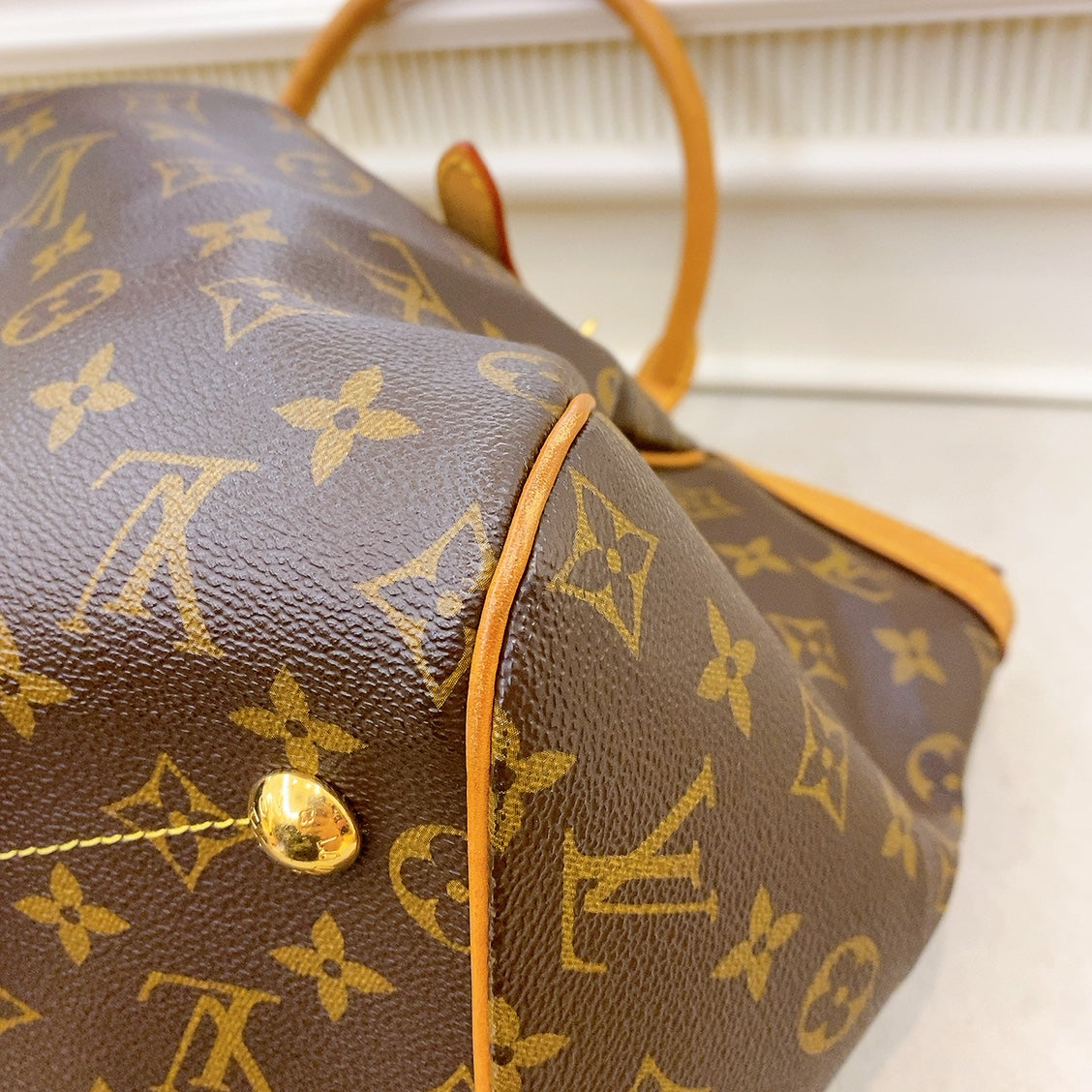 LV Monogram Tivoli GM