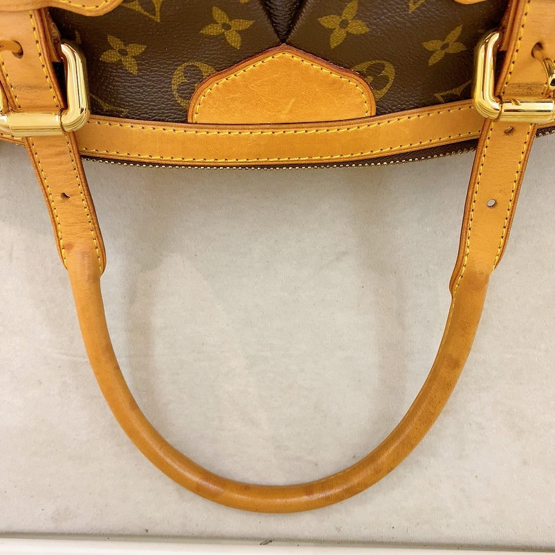 LV Monogram Tivoli GM