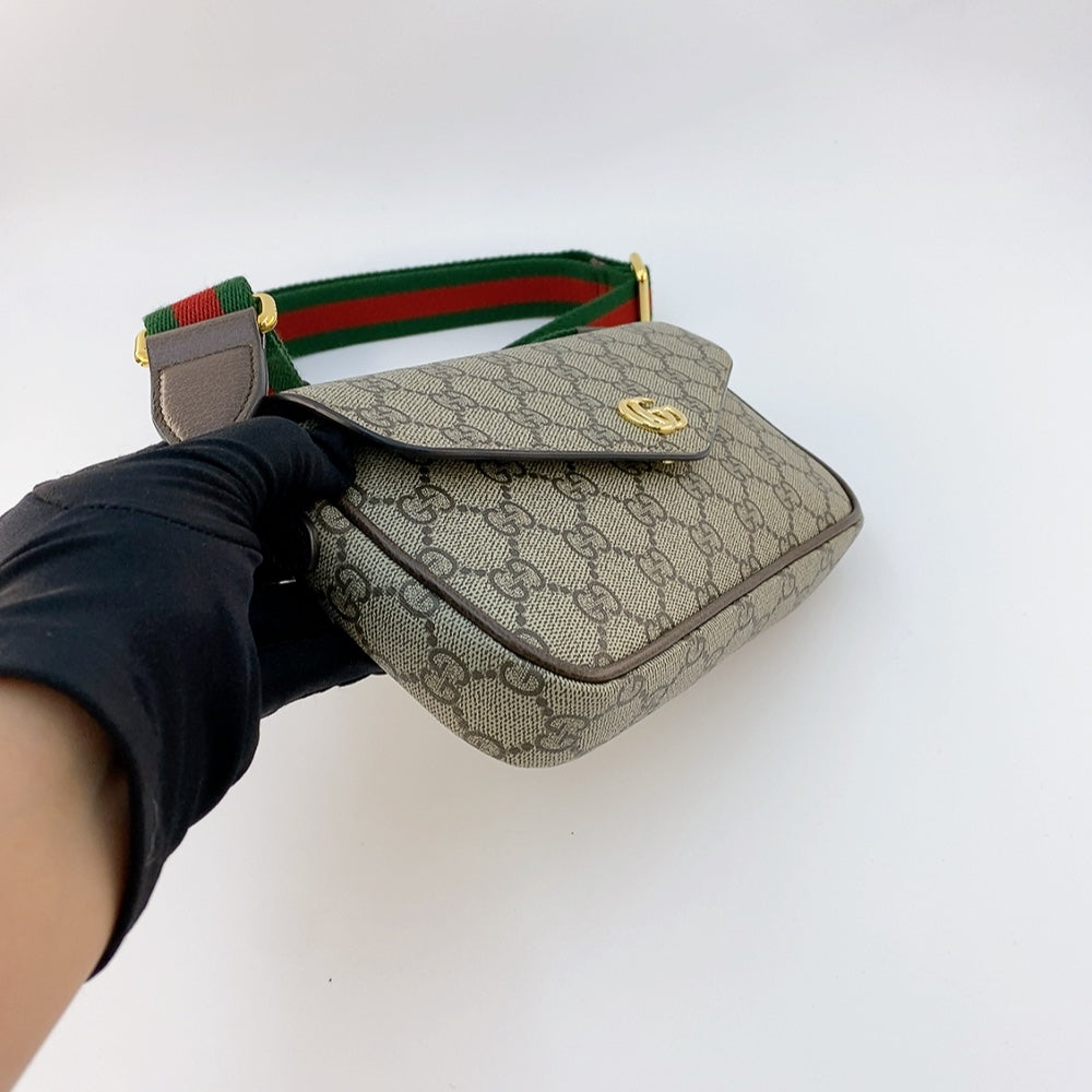 GUCCI SLING BAG