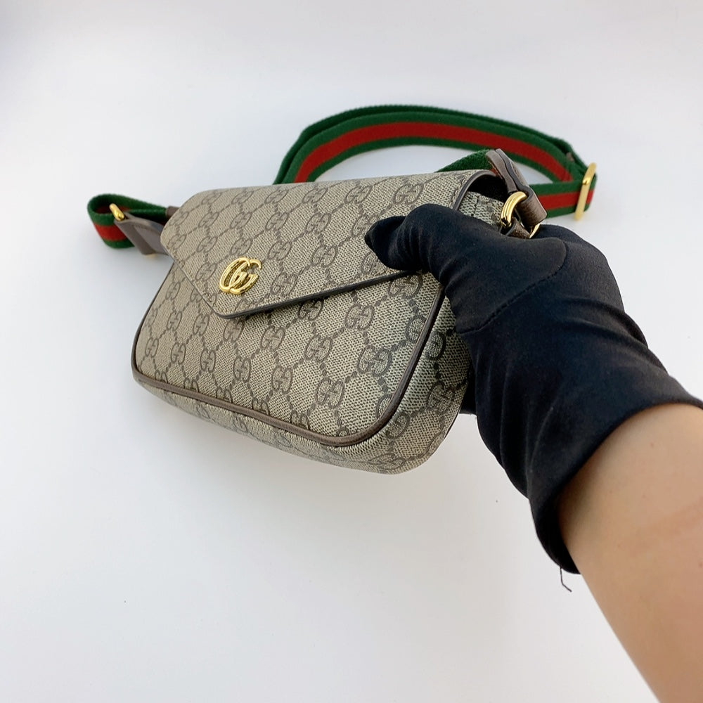 GUCCI SLING BAG