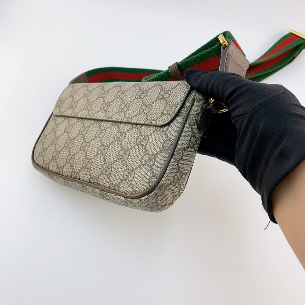 GUCCI SLING BAG