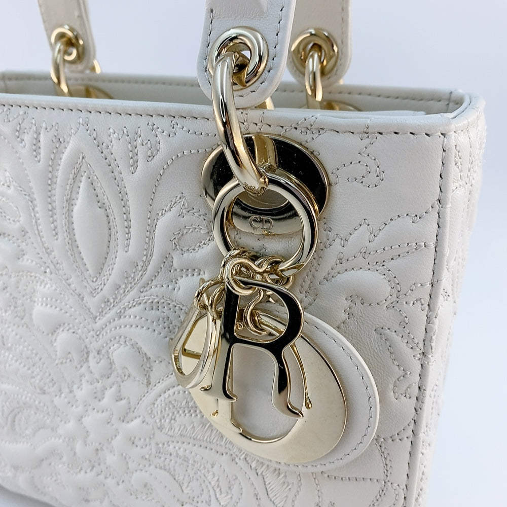 LADY DIOR SMALL IN WHITE