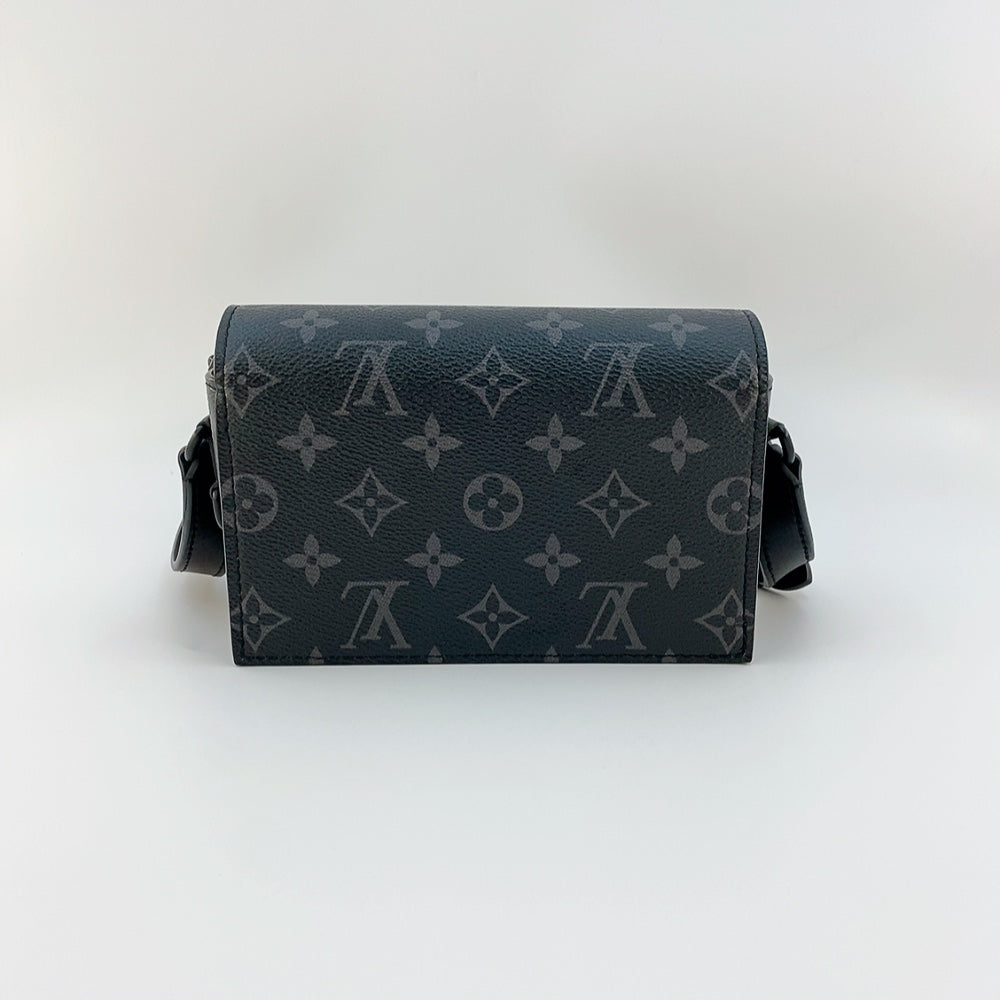 LV Steamer Wearable Wallet in Black