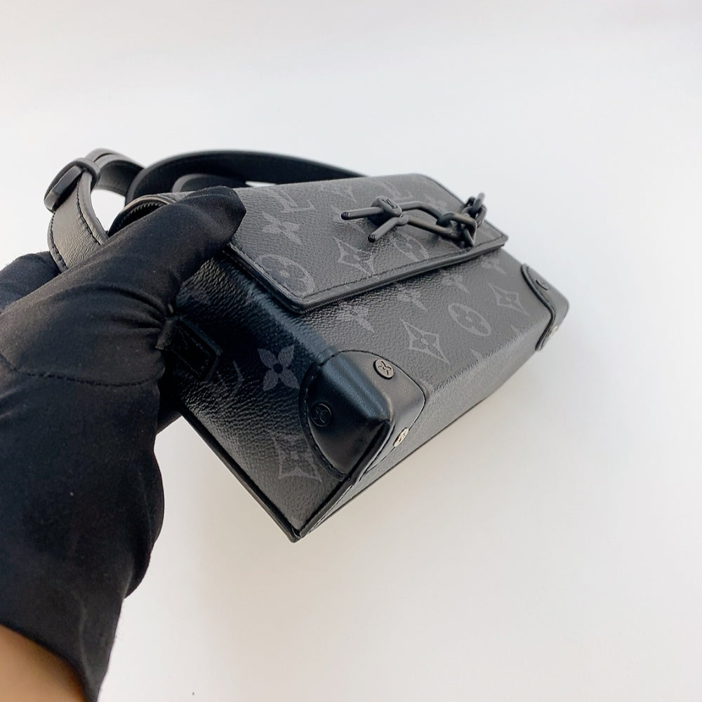 LV Steamer Wearable Wallet in Black