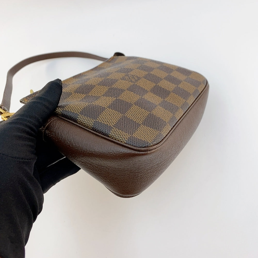 LV Trousse Pochette