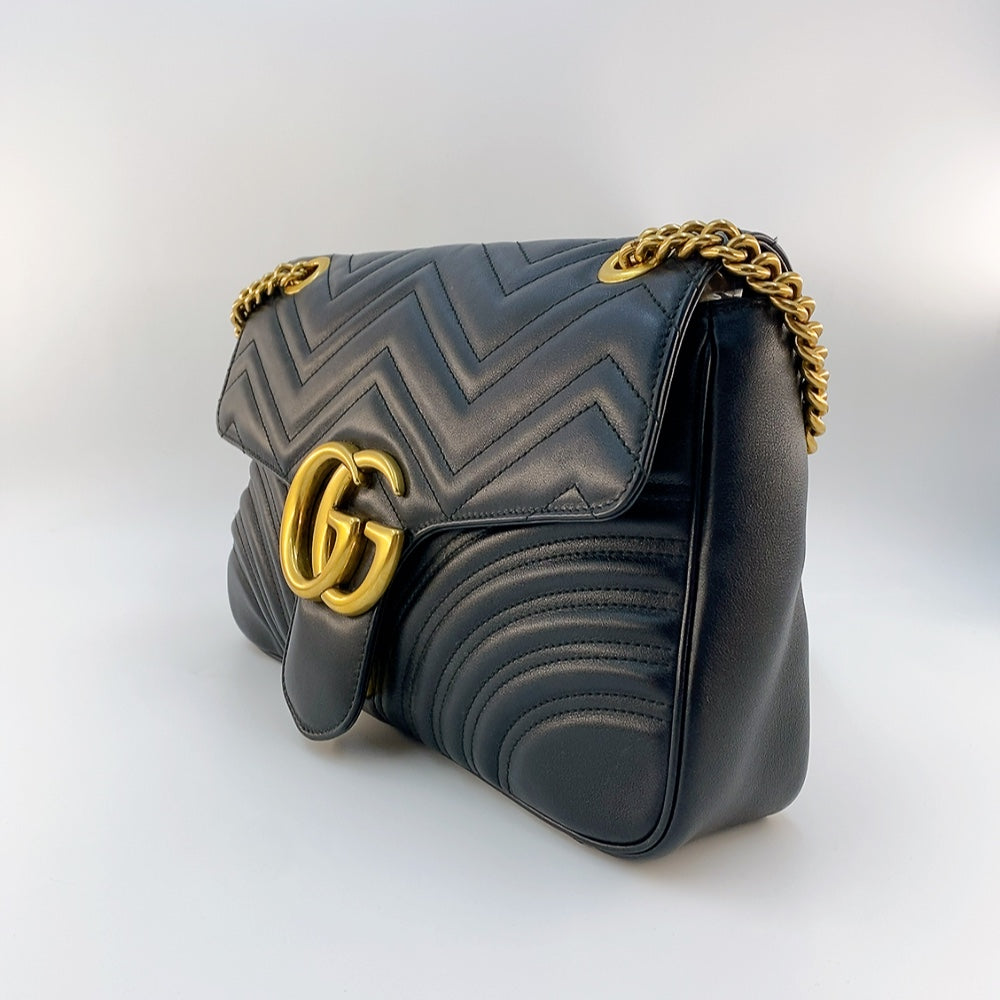 Gucci Marmont Medium in  Black