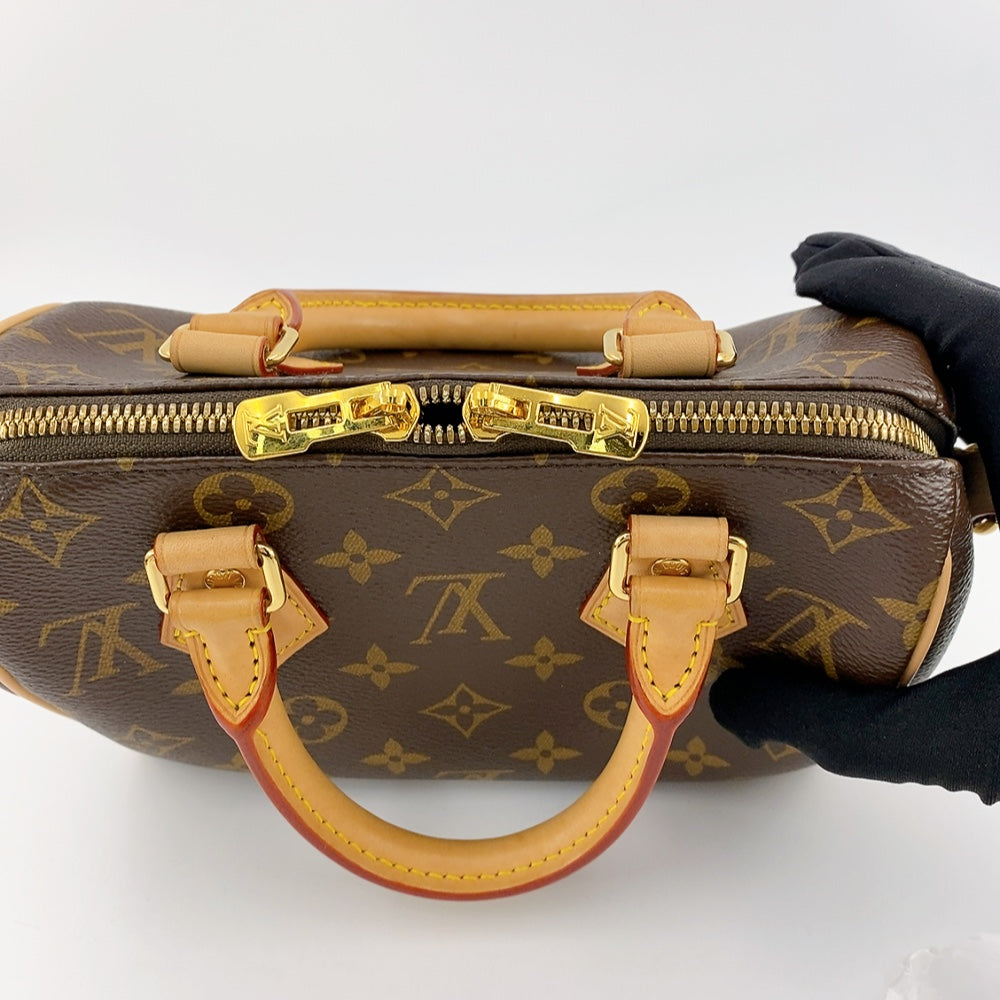 LV SPEEDY B20 MONOGRAM