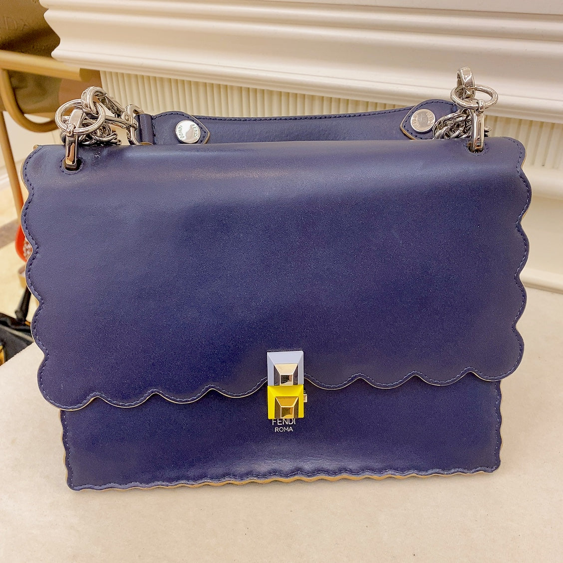 Fendi kan in dark blue