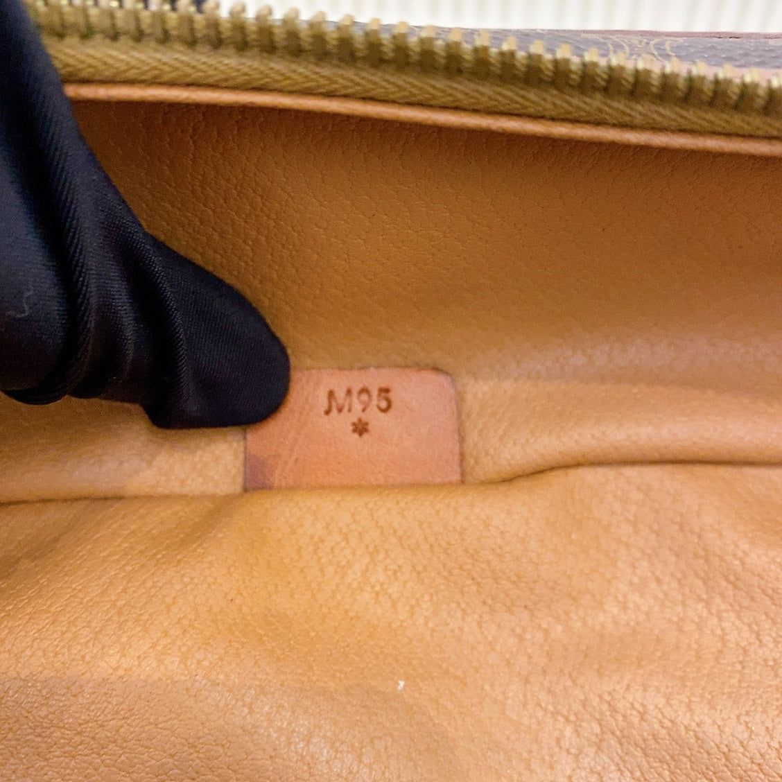 Celine bag serial online number