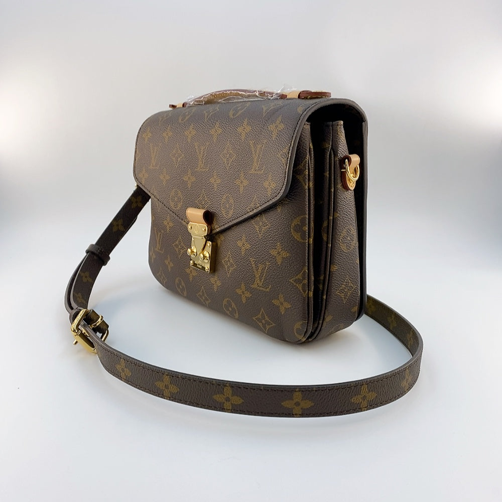 LV POCHETTE METIS MONOGRAM