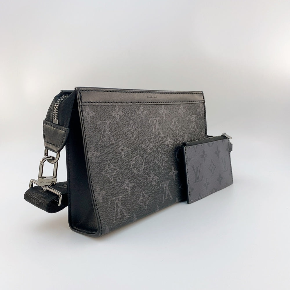 LV GASTON WEARABLE WALLET