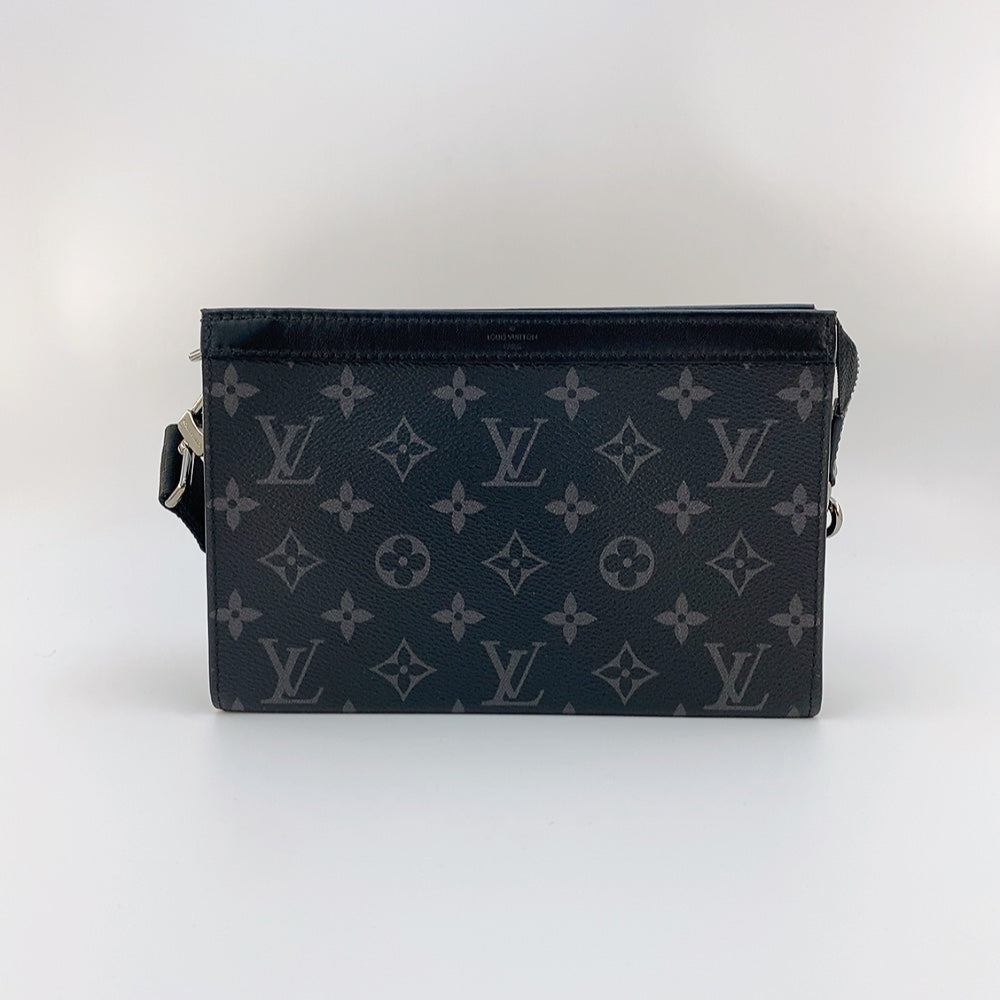 LV GASTON WEARABLE WALLET