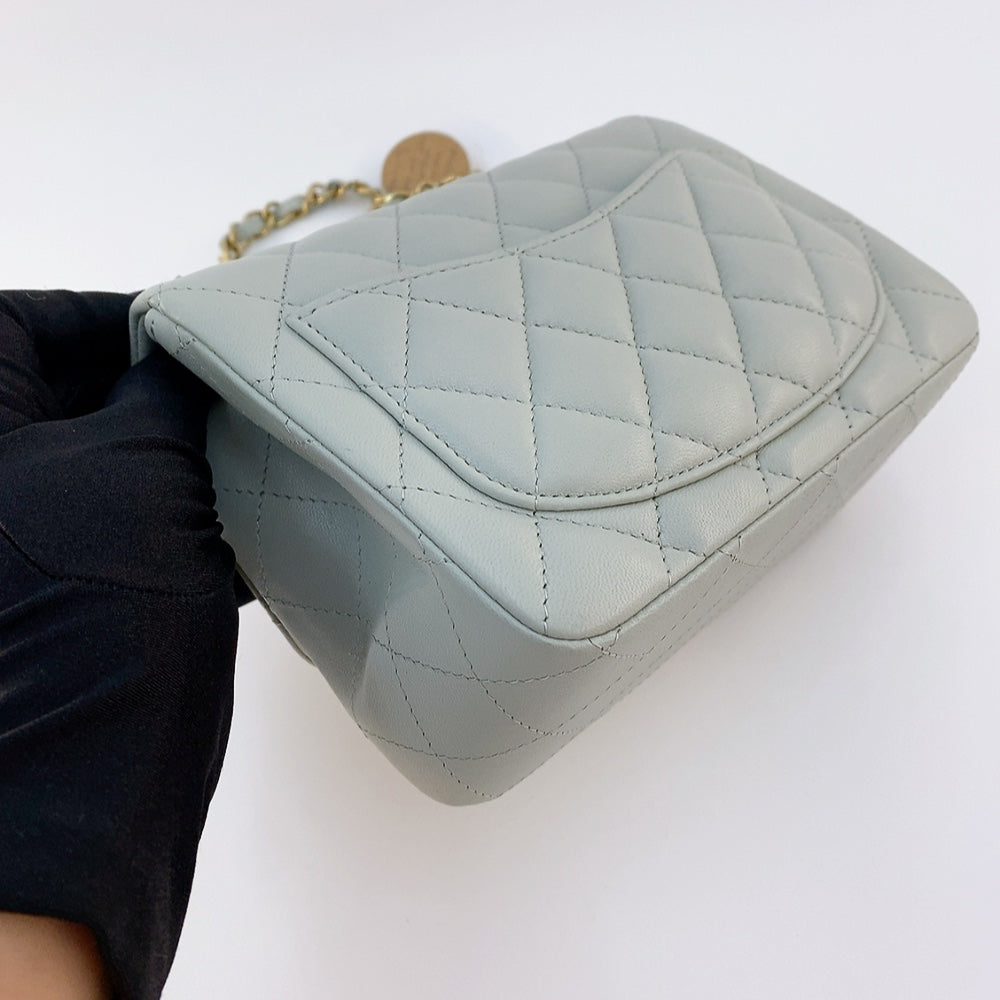 CHANEL MINI SQUARE IN GREY