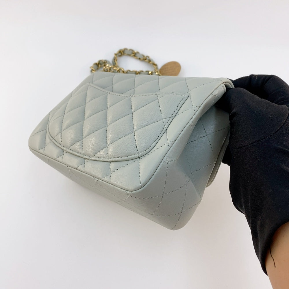 CHANEL MINI SQUARE IN GREY