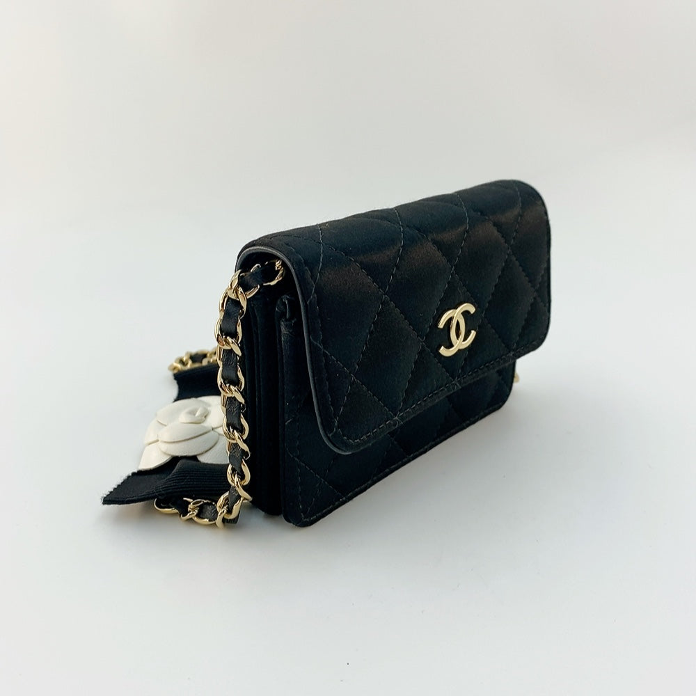 Chanel Card Holder with Chain in Black