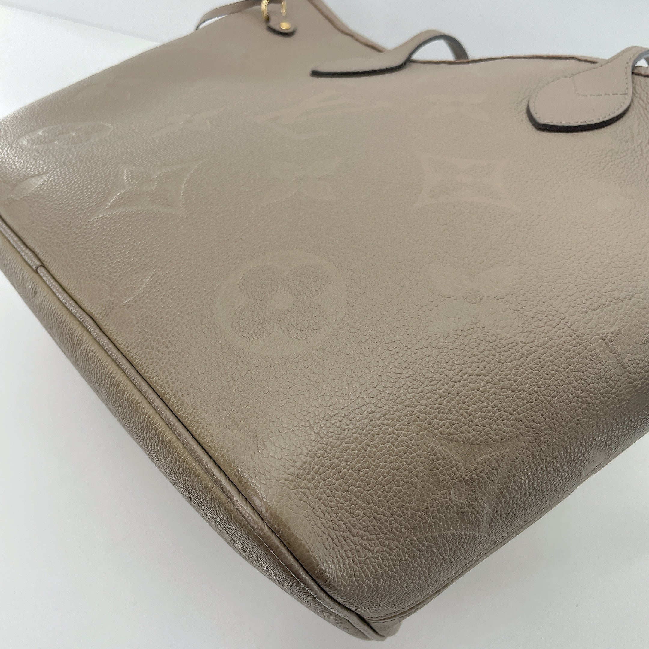 LV  Neverfull MM