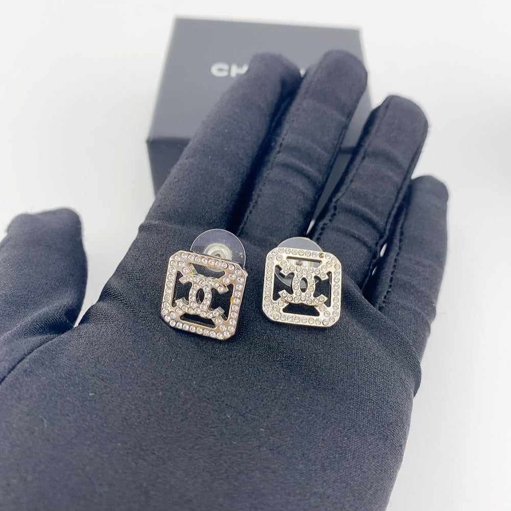 CHANEL COCO Amphibole Earrings