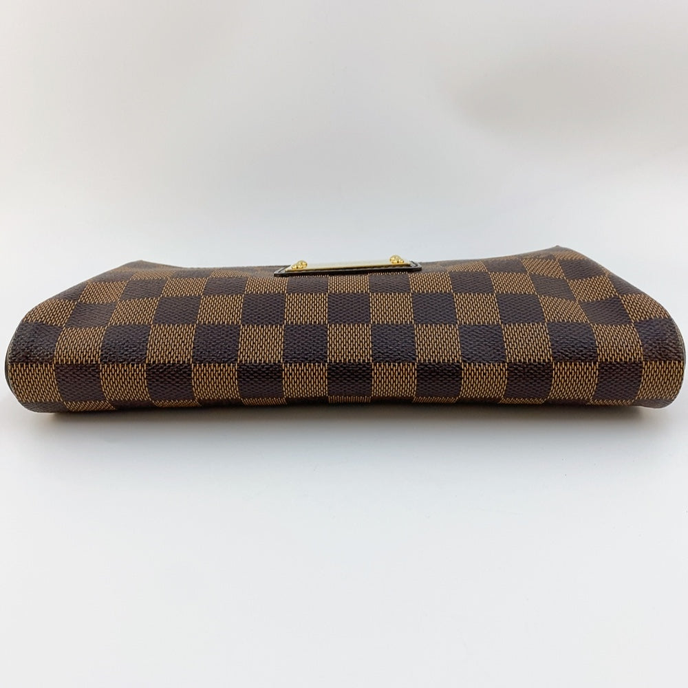 LV Eva Clutch