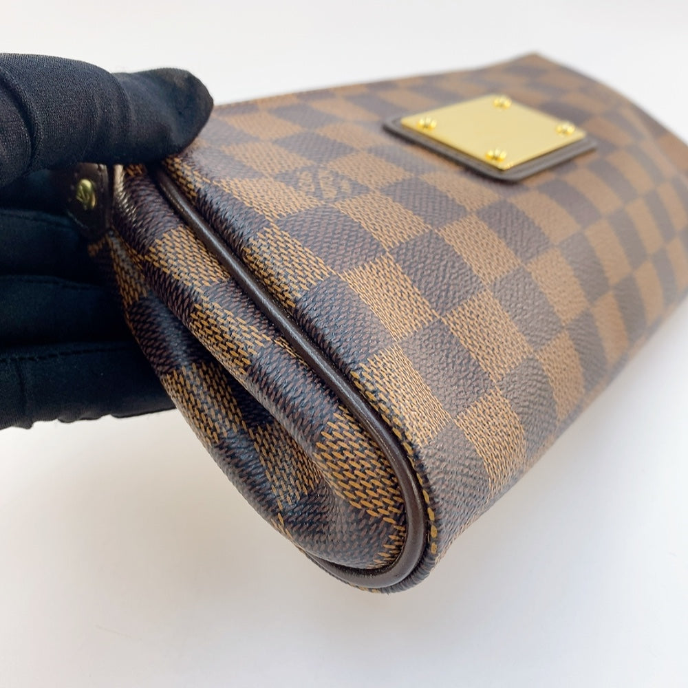 LV Eva Clutch