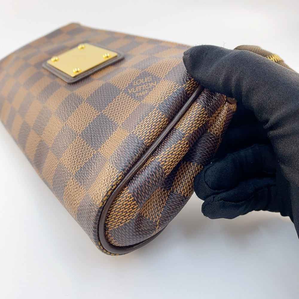 LV Eva Clutch