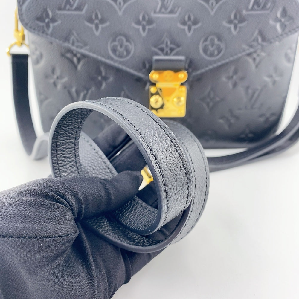 Pochette metis noir best sale