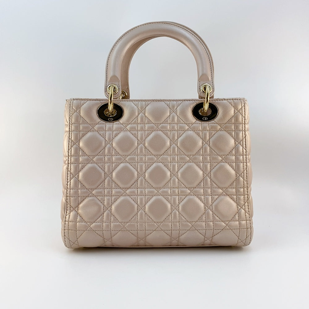 Lady Dior Medium in Light Pink