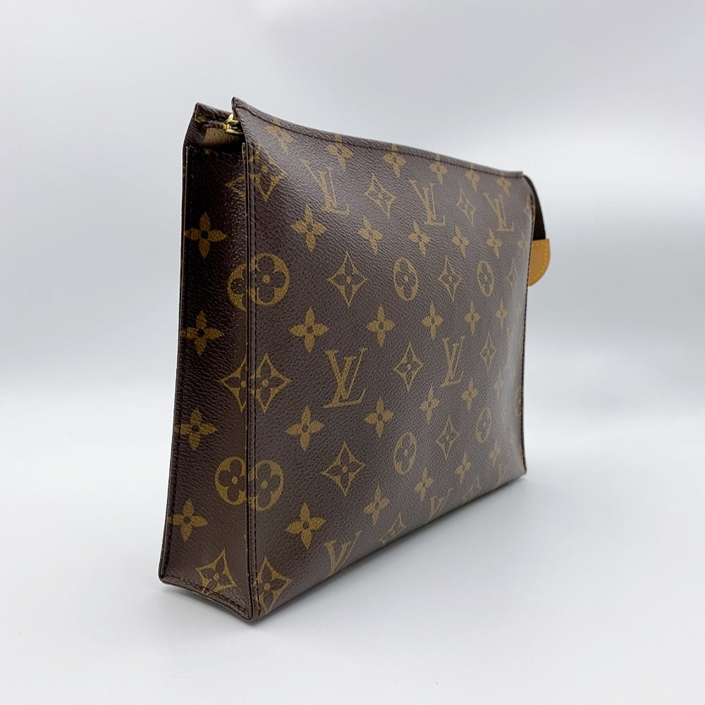 LV Monogram Toiletry