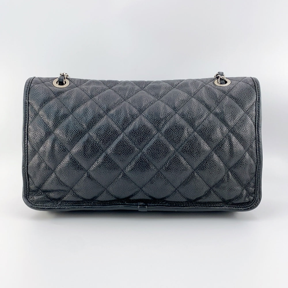 Chanel Caviar French Riviera Flap in Black