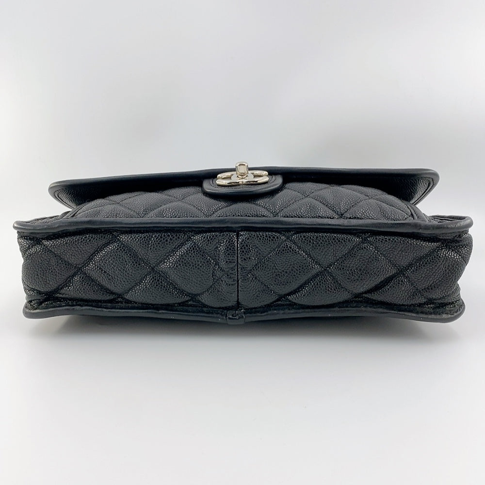 Chanel Caviar French Riviera Flap in Black