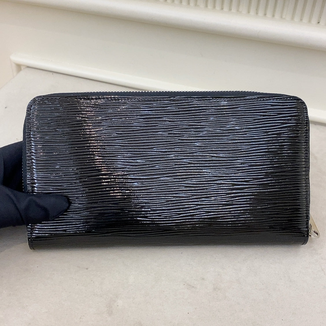 LV Epi Zip Wallet