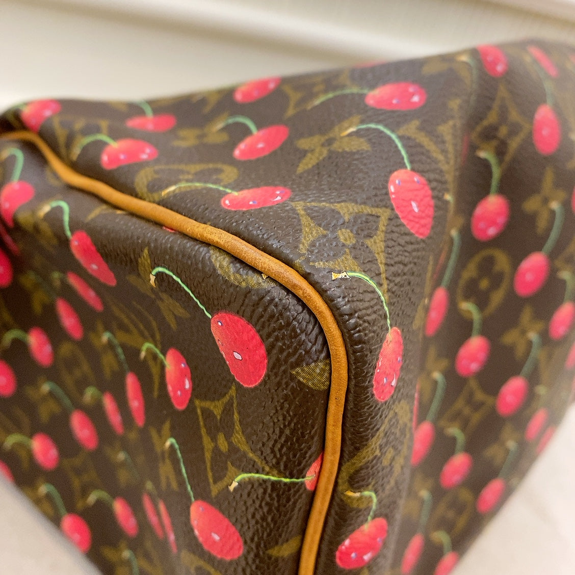 Louis vuitton best sale cherry speedy 30