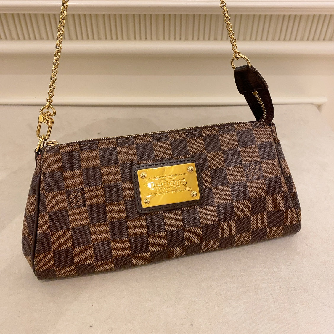 Louis vuitton eva damier 2024 ebene