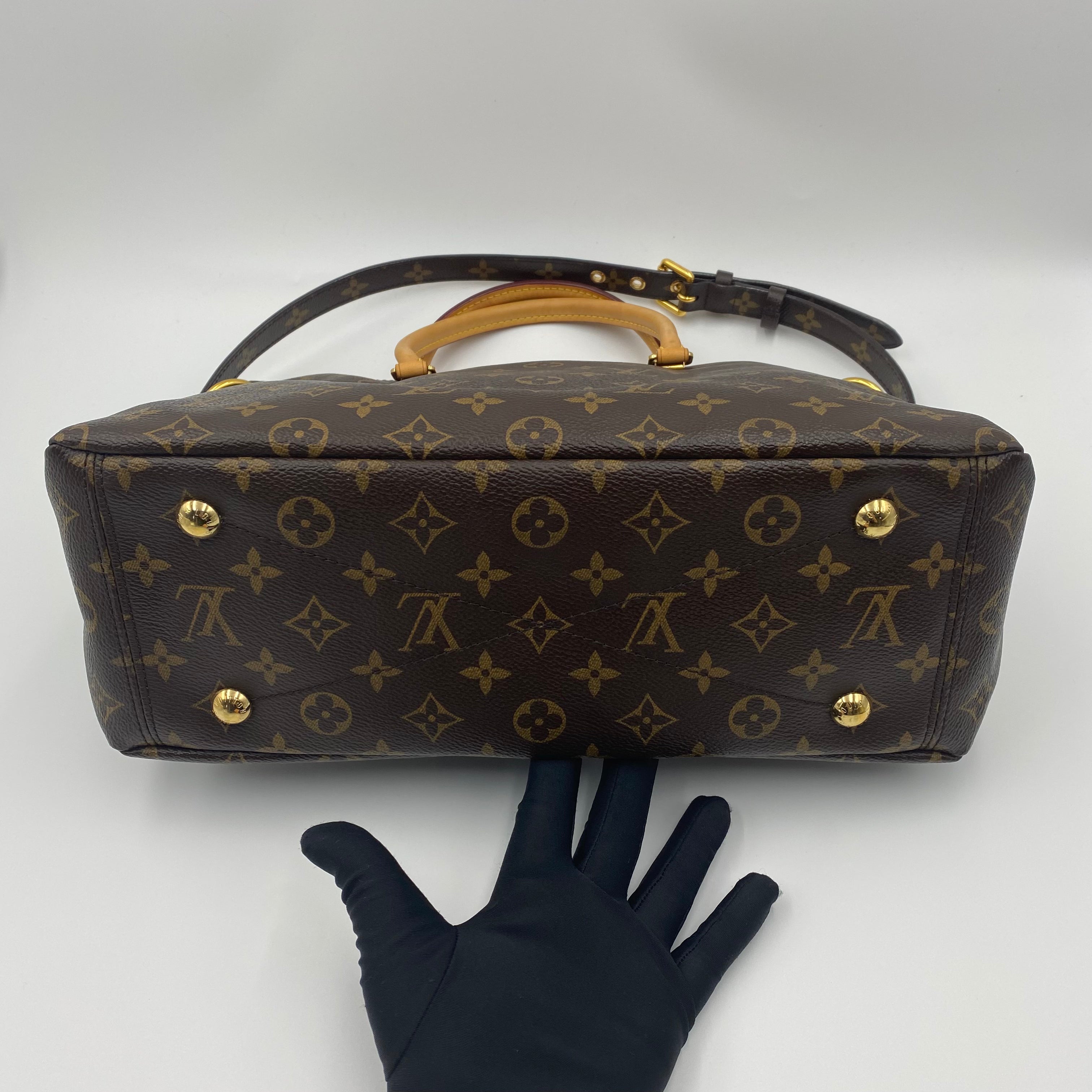 LV Monogram Pallas MM