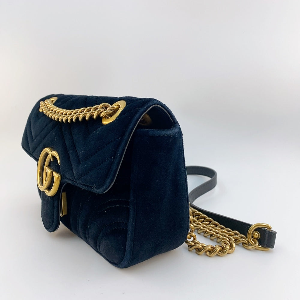 Gucci Marmont Mini in Black