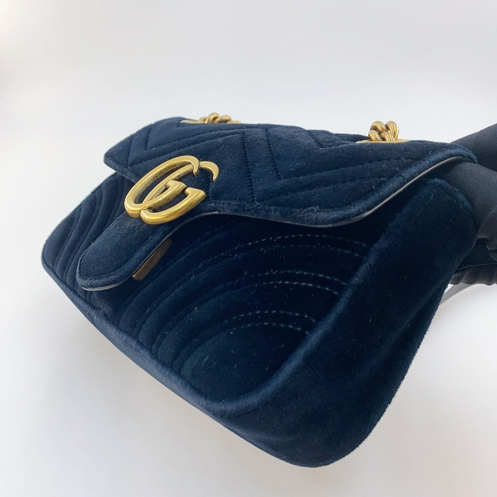 Gucci Marmont Mini in Black