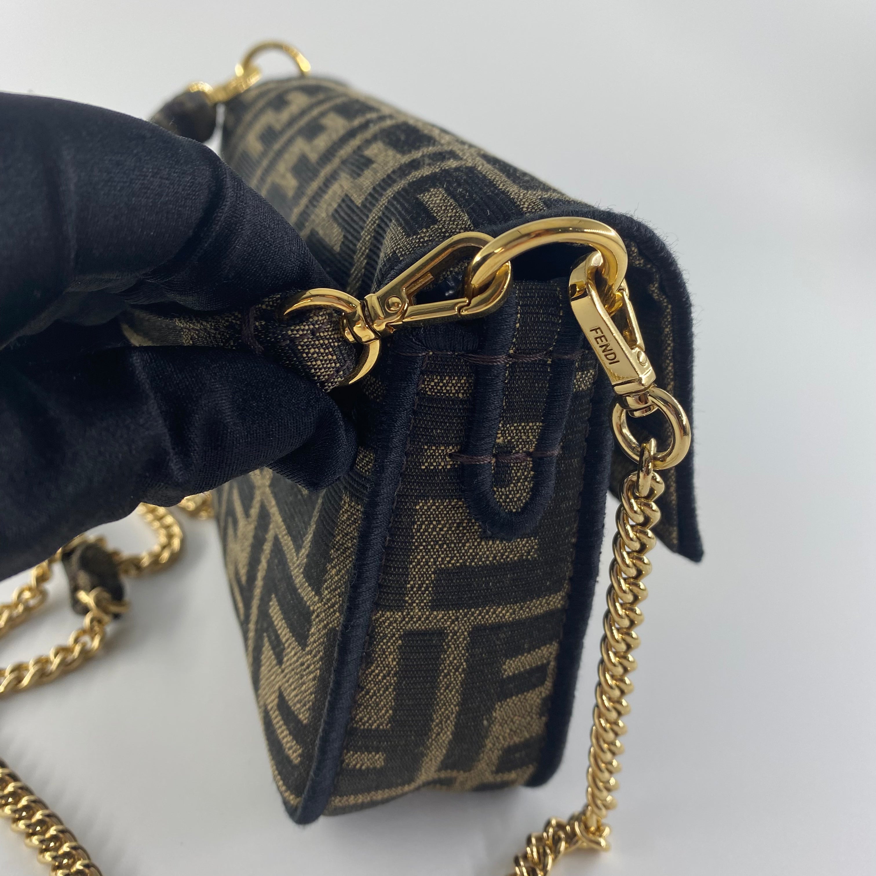 Fendi baguette Mini