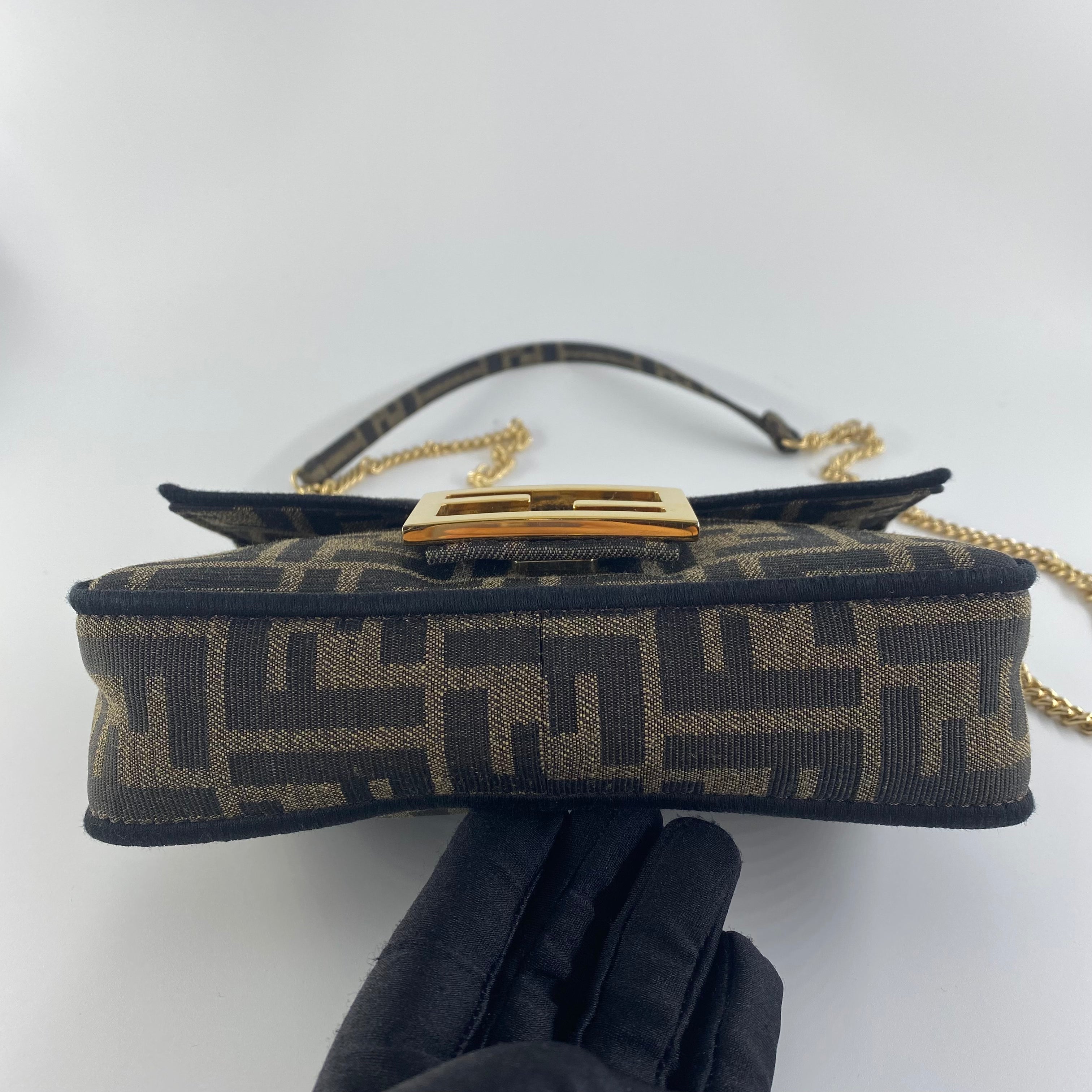 Fendi baguette Mini