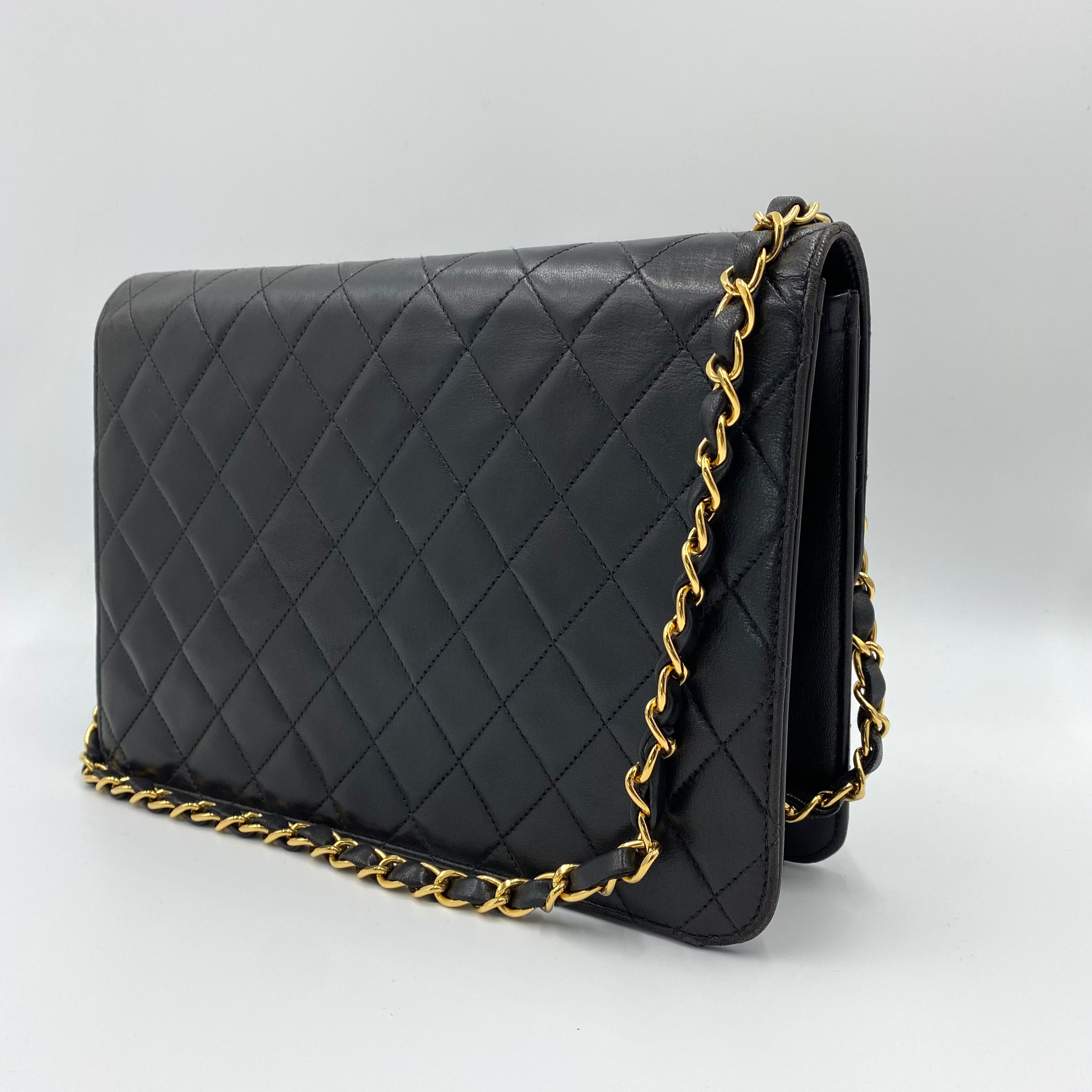 Chanel Vintage Classic Flap in Black