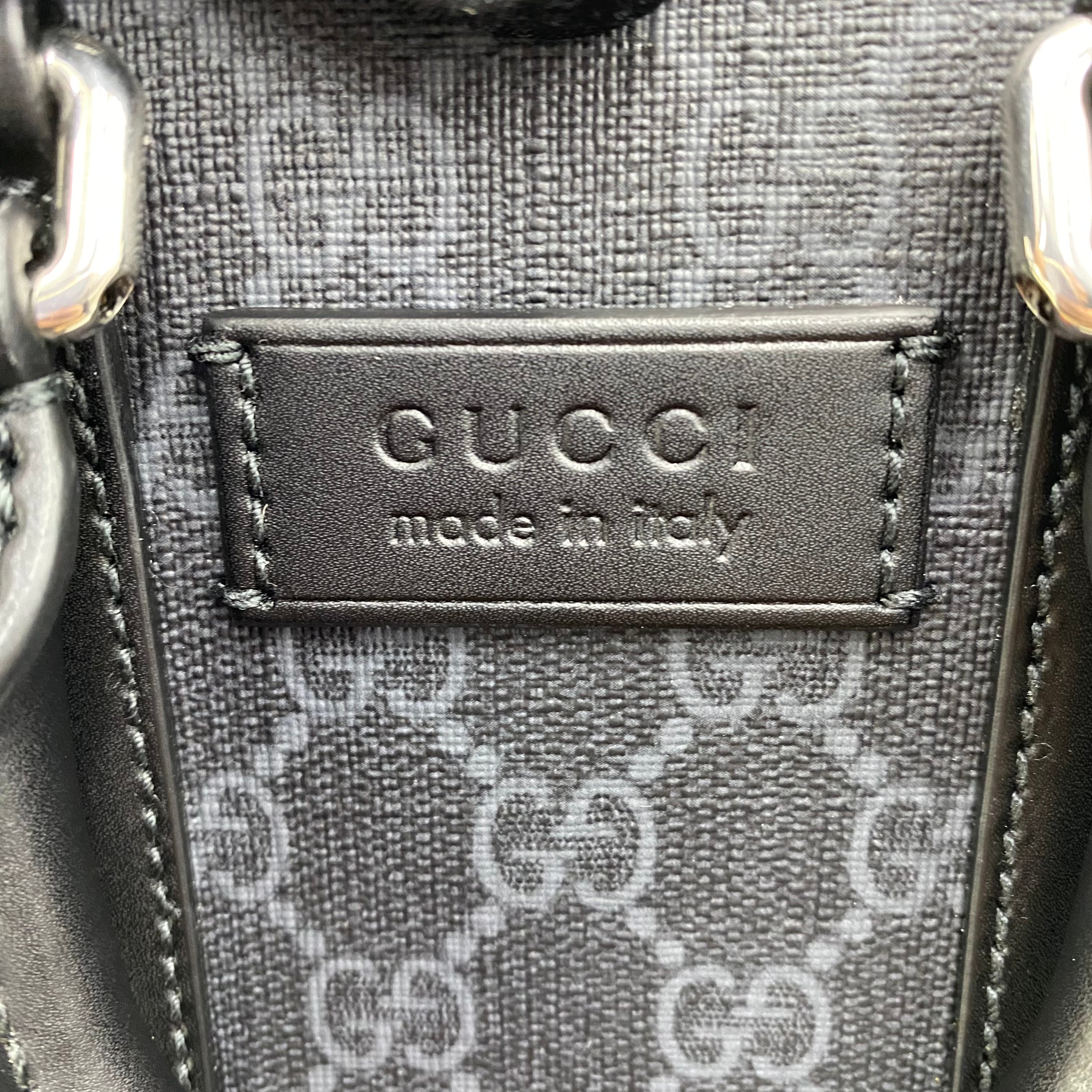 GUCCI GG SUPREME CANVAS TOTE BAG IN BLACK