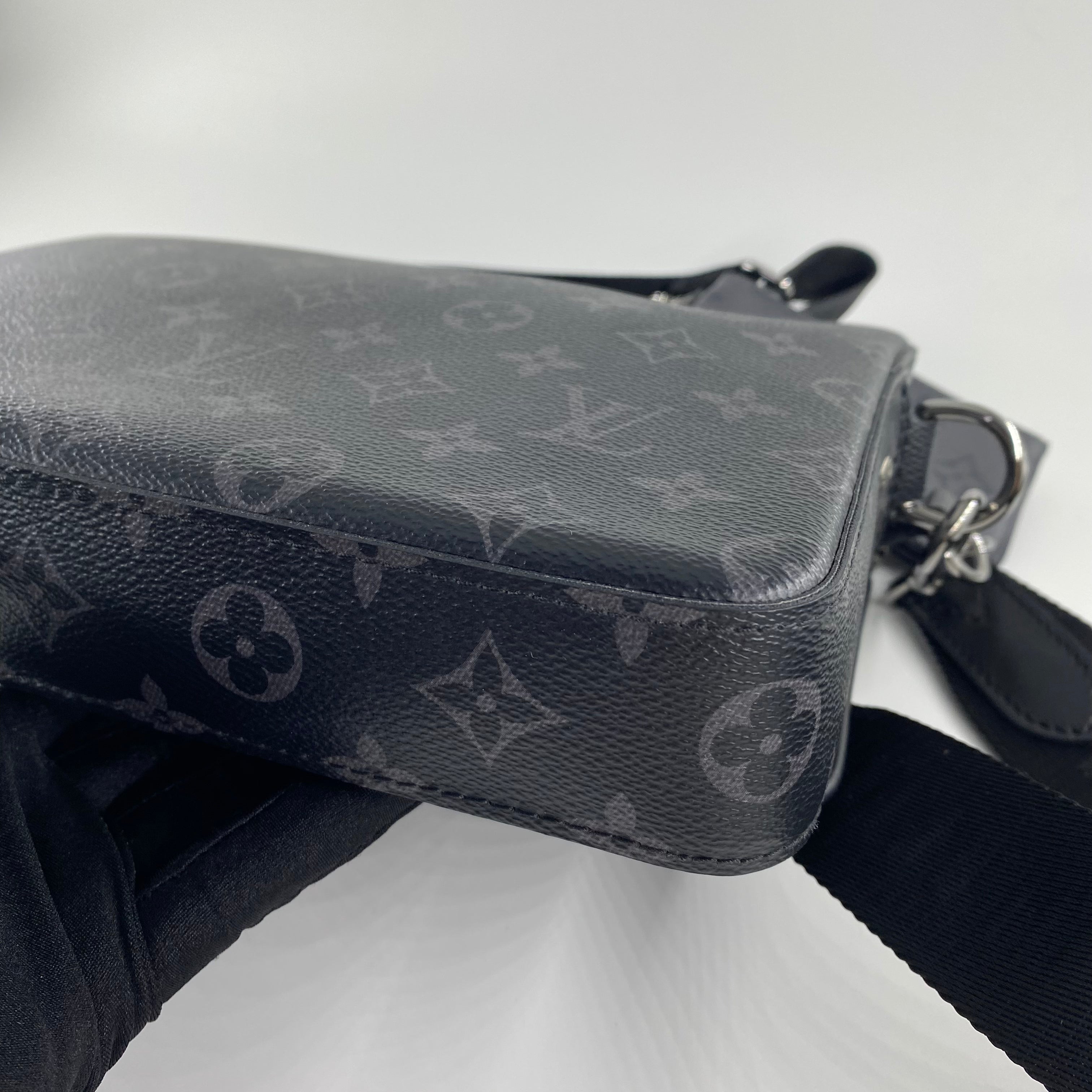 LV Trio Messenger Bag