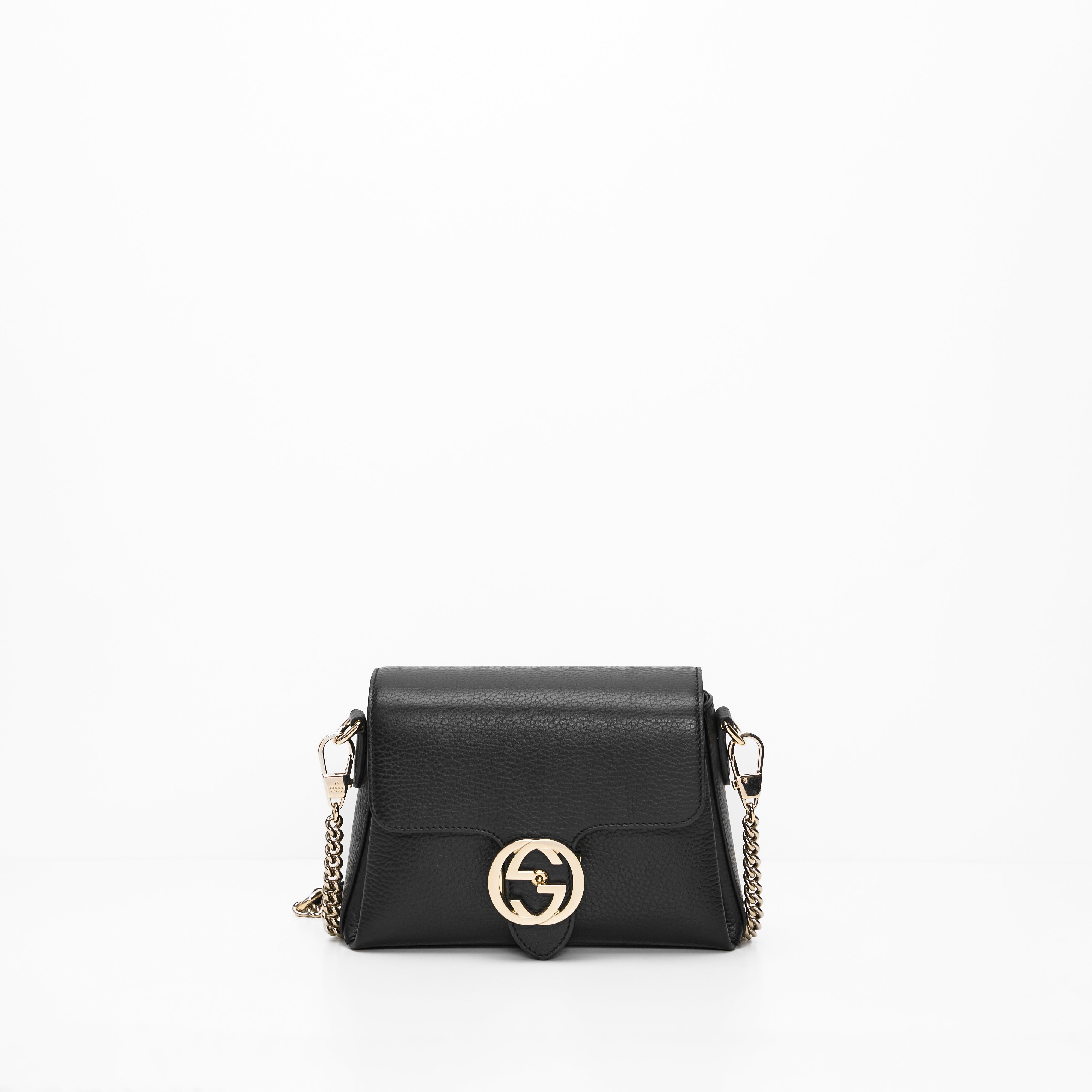 Gucci Interlocking Sling Bag in Black