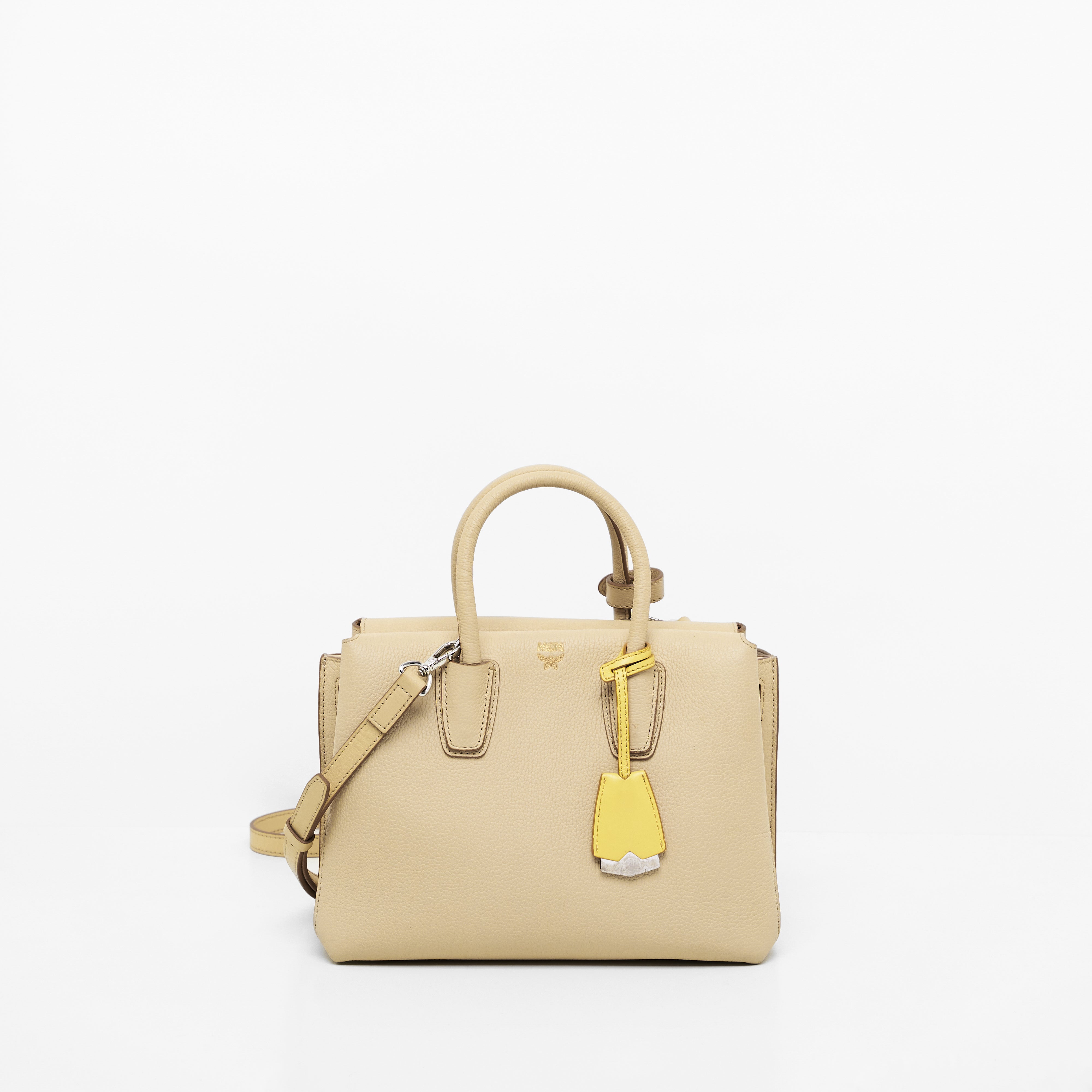 MCM Limited Edition Mini Milla Tote in online neon gelb mit Nieten