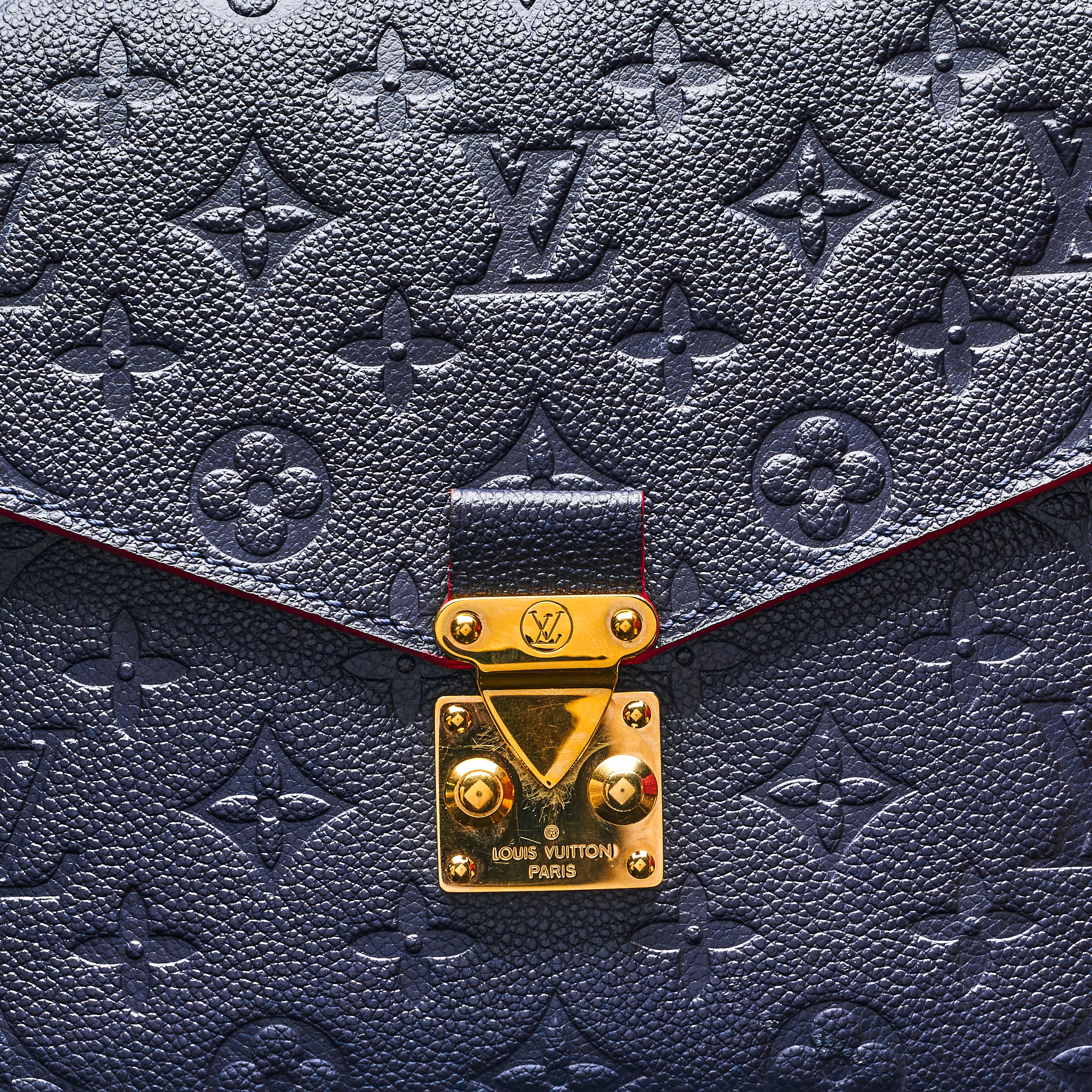 LV POCHETTE METIS IN NAVY BLUE