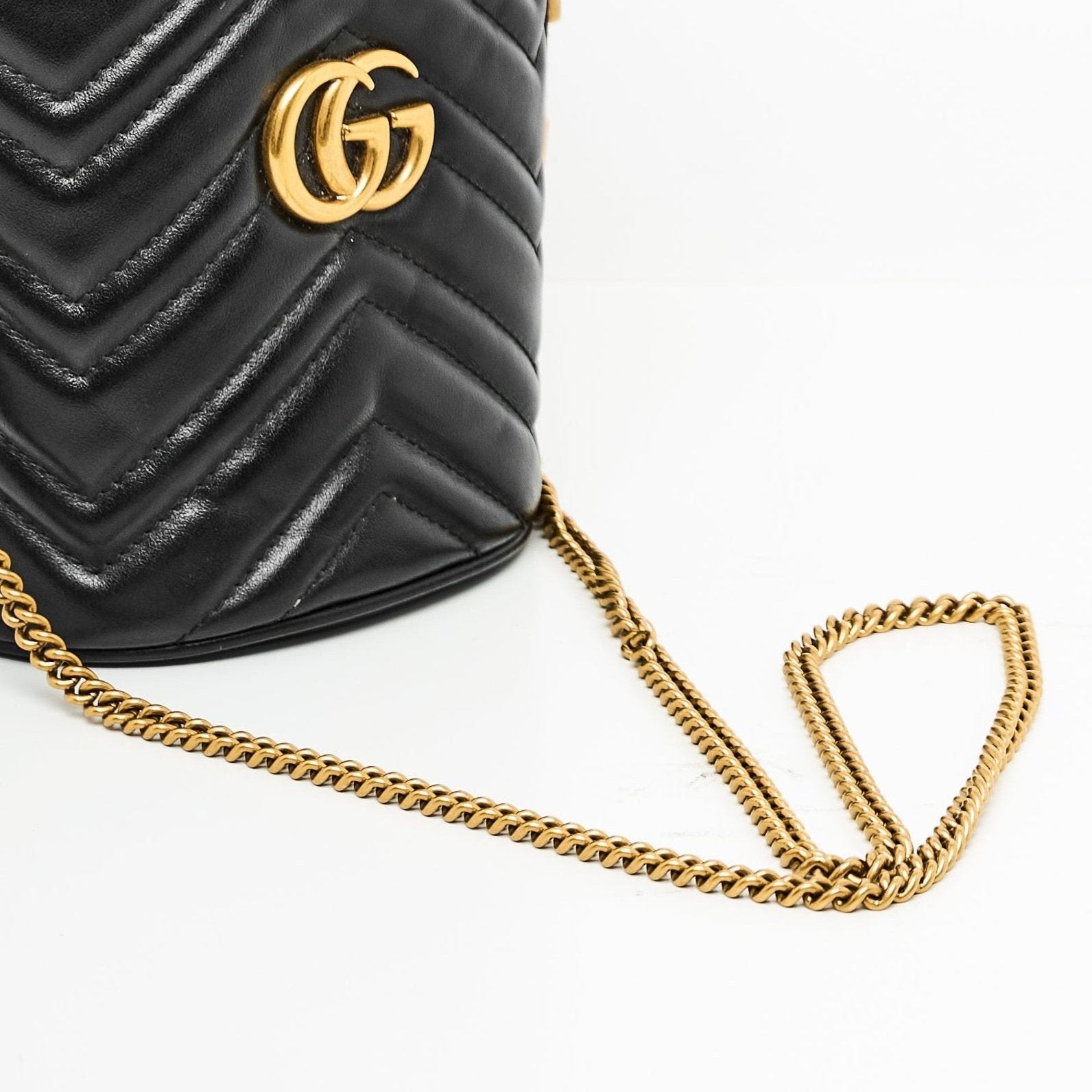 Gucci Marmont  Mini Bucket in Black