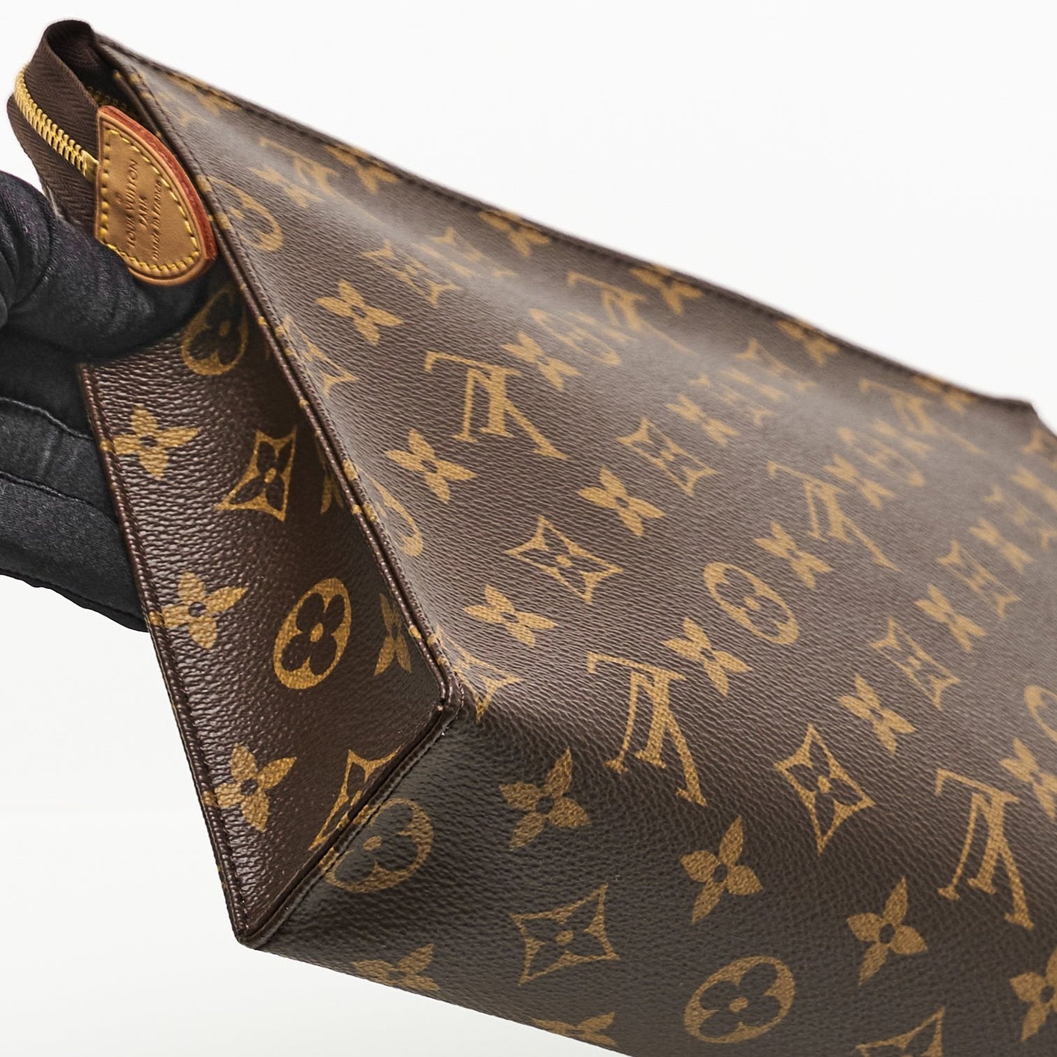 LV Monogram Toiletry